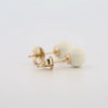 Boucles d'oreilles en or 14 carats avec clous en ambre blanc